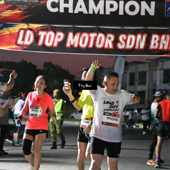 Runner Photo 7693498