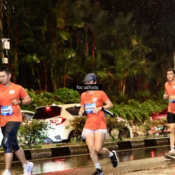 Runner Photo 7693504