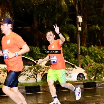 Runner Photo 7693514