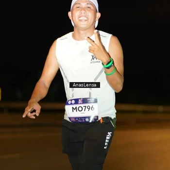 Runner Photo 7693524