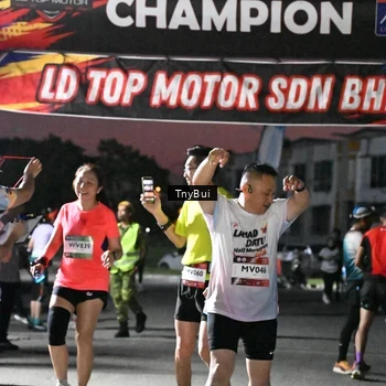Runner Photo 7693525
