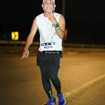 Runner Photo 7693528