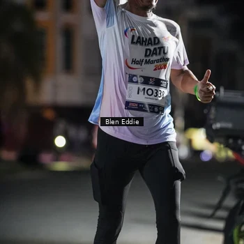 Runner Photo 7693537