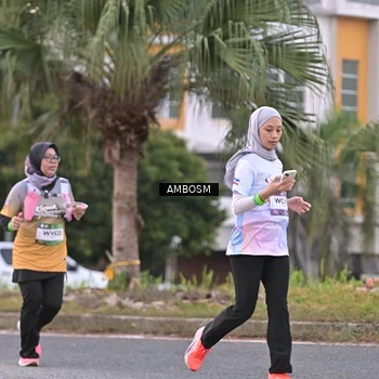 Runner Photo 7693542