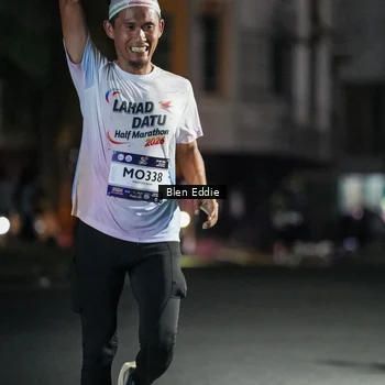 Runner Photo 7693554