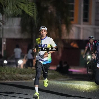 Runner Photo 7693566
