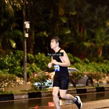 Runner Photo 7693571