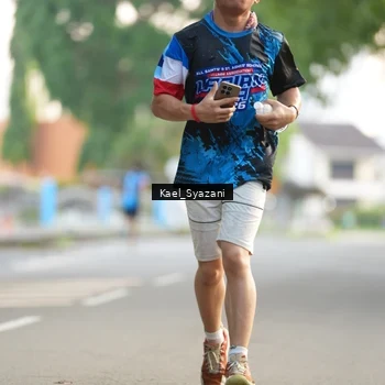 Runner Photo 7693579