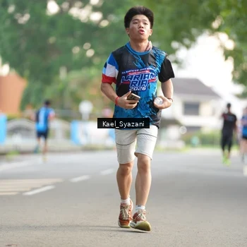 Runner Photo 7693581