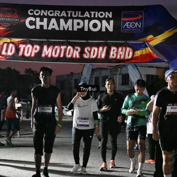Runner Photo 7693591