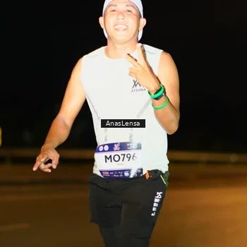 Runner Photo 7693598