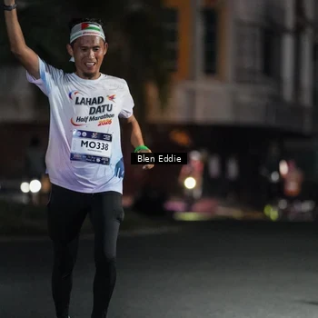 Runner Photo 7693610