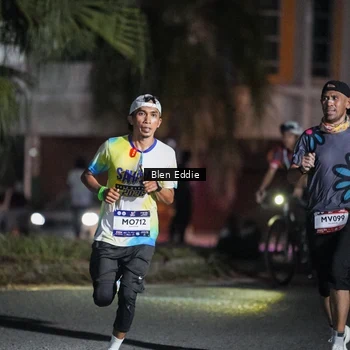 Runner Photo 7693621