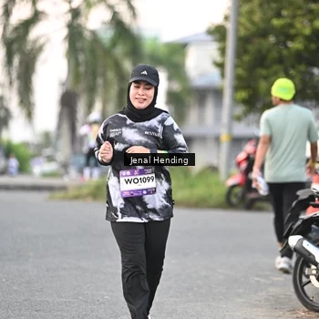 Runner Photo 7693622