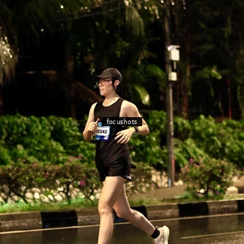 Runner Photo 7693623