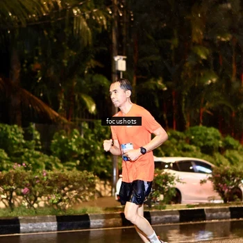 Runner Photo 7693627
