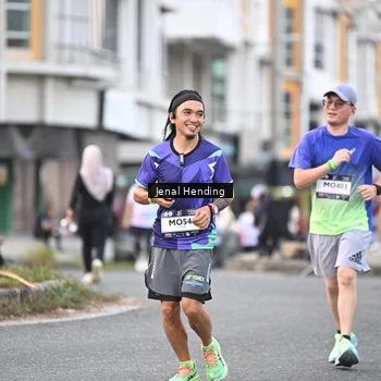 Runner Photo 7693631