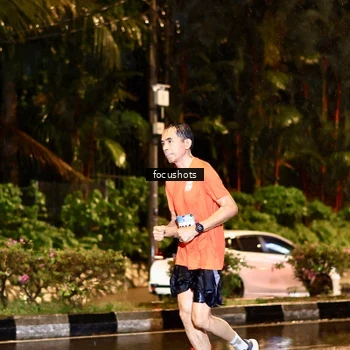 Runner Photo 7693632
