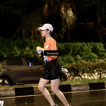 Runner Photo 7693671