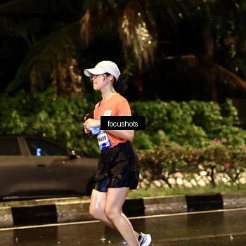 Runner Photo 7693675