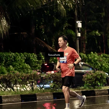 Runner Photo 7693680