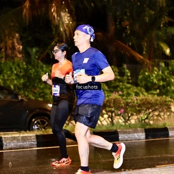 Runner Photo 7693691