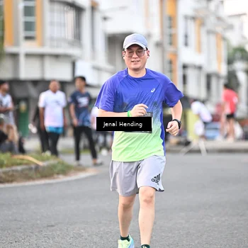 Runner Photo 7693695