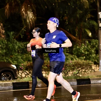 Runner Photo 7693697