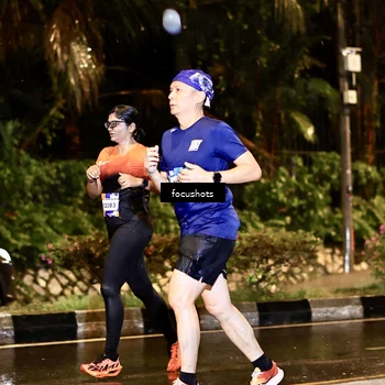 Runner Photo 7693698