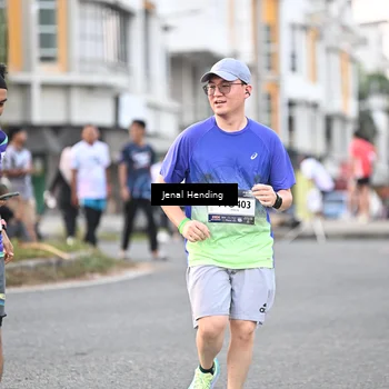 Runner Photo 7693706