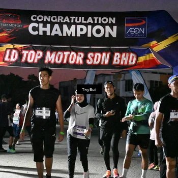 Runner Photo 7693708