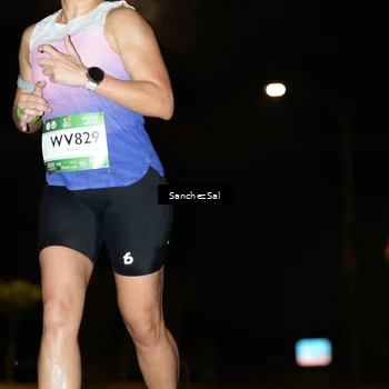 Runner Photo 7693710