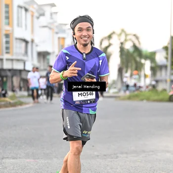 Runner Photo 7693711