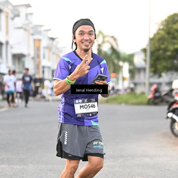 Runner Photo 7693718