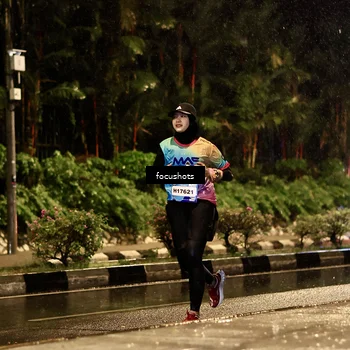 Runner Photo 7693721