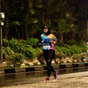 Runner Photo 7693723