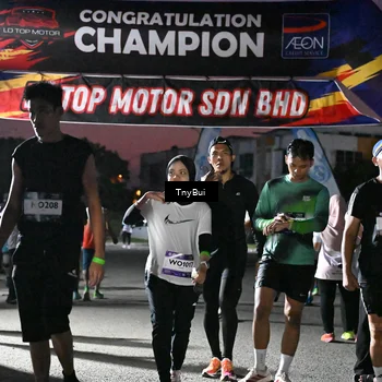 Runner Photo 7693749
