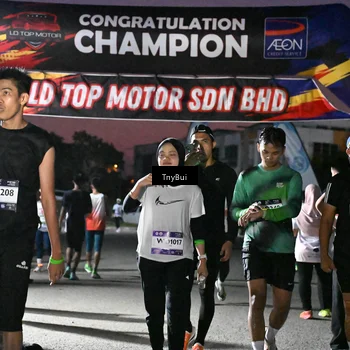 Runner Photo 7693750