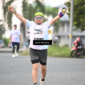 Runner Photo 7693763