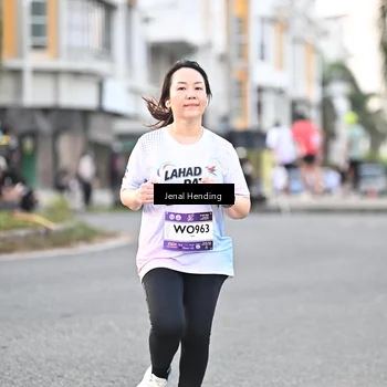 Runner Photo 7693765