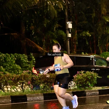Runner Photo 7693777
