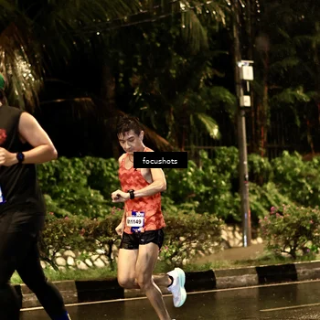 Runner Photo 7693787