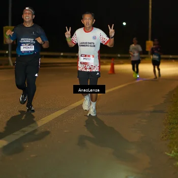 Runner Photo 7693788