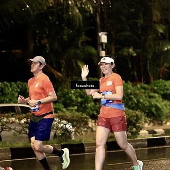 Runner Photo 7693789