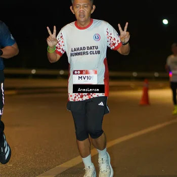 Runner Photo 7693794