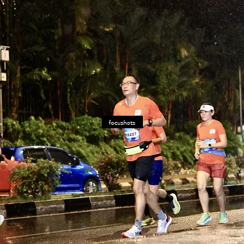 Runner Photo 7693806