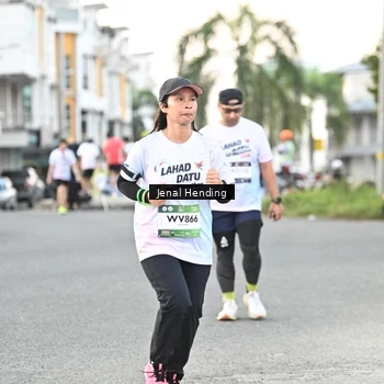Runner Photo 7693817