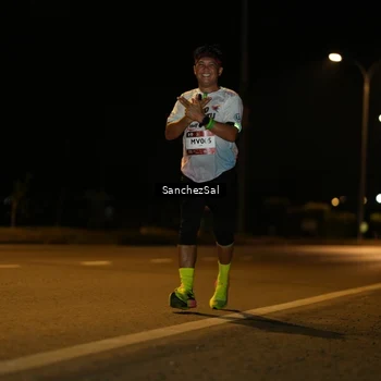Runner Photo 7693823