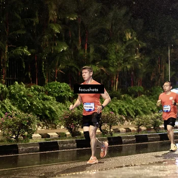 Runner Photo 7693825