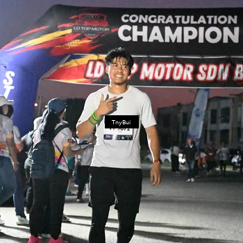 Runner Photo 7693831